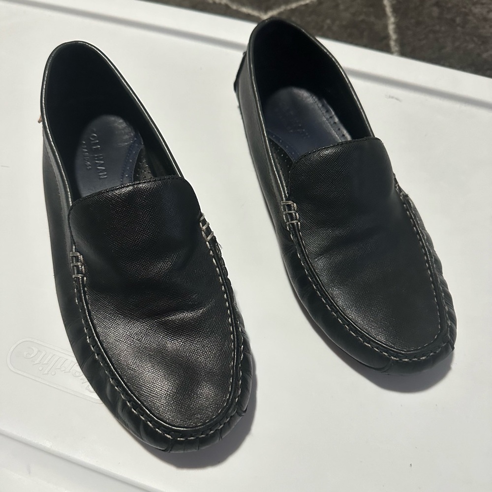 Cole haan black slip on loafers grand dress shoes size 10 m in good condition